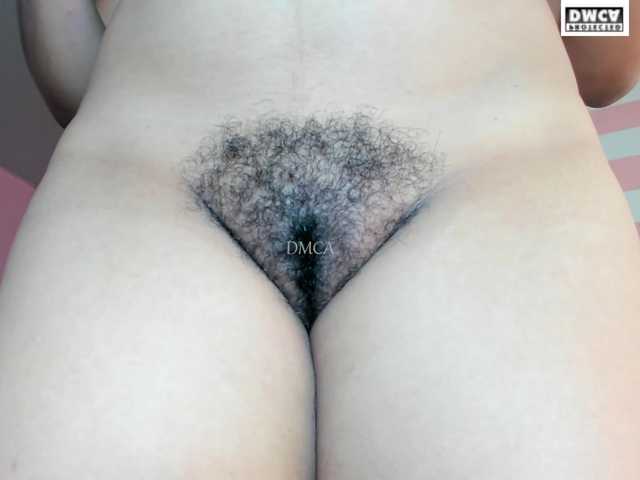 LoveQuinn live cam on BongaCams