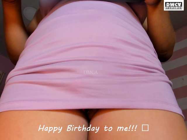 LoveQuinn live cam on BongaCams