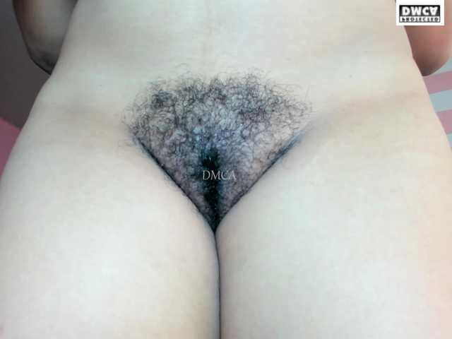 LoveQuinn live cam on BongaCams