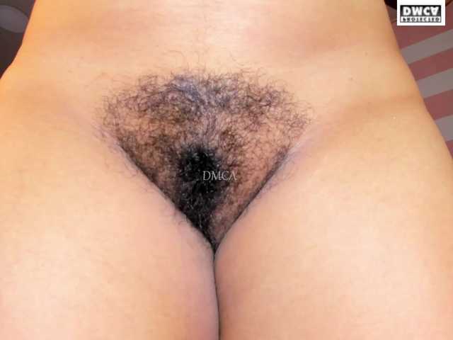 LoveQuinn live cam on BongaCams
