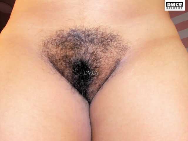 LoveQuinn live cam on BongaCams