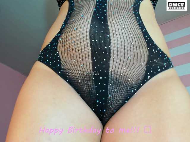 LoveQuinn live cam on BongaCams