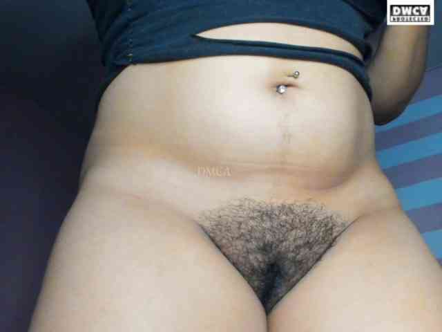 LoveQuinn webcam
