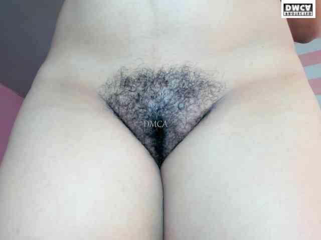 LoveQuinn webcam