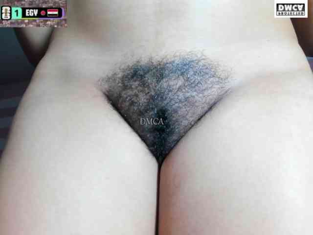 LoveQuinn webcam