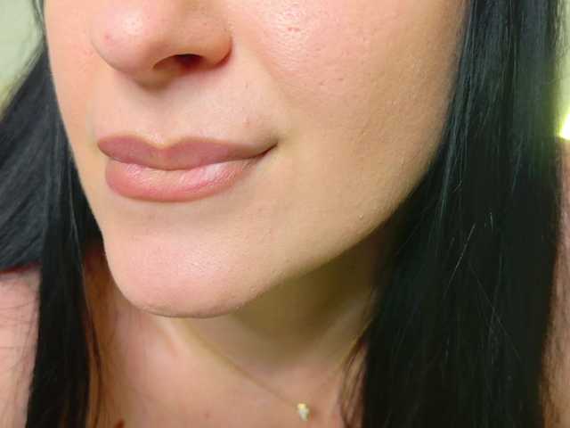 Moniqque live webcam show