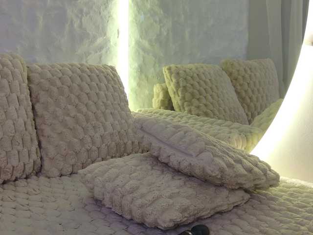 Moniqque live cam on BongaCams