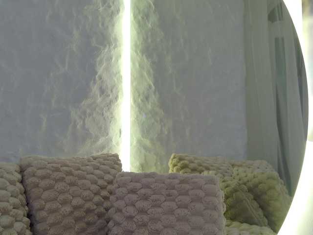 Moniqque live cam on BongaCams