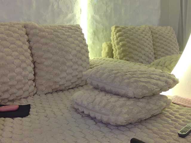 Moniqque live cam on BongaCams