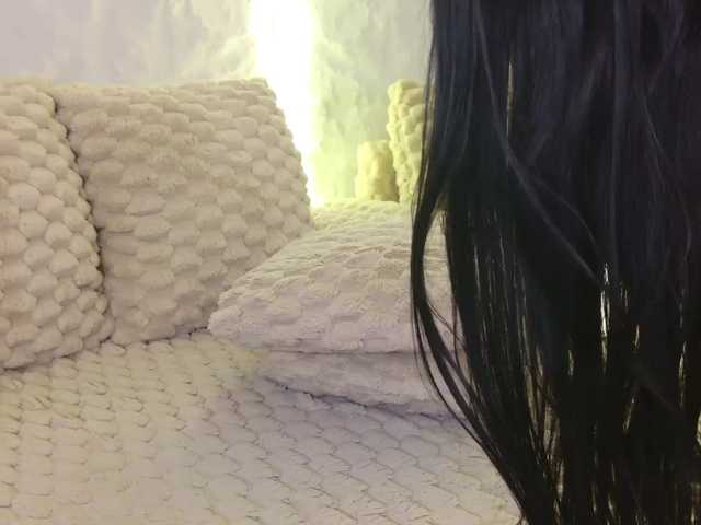 Moniqque live cam on BongaCams