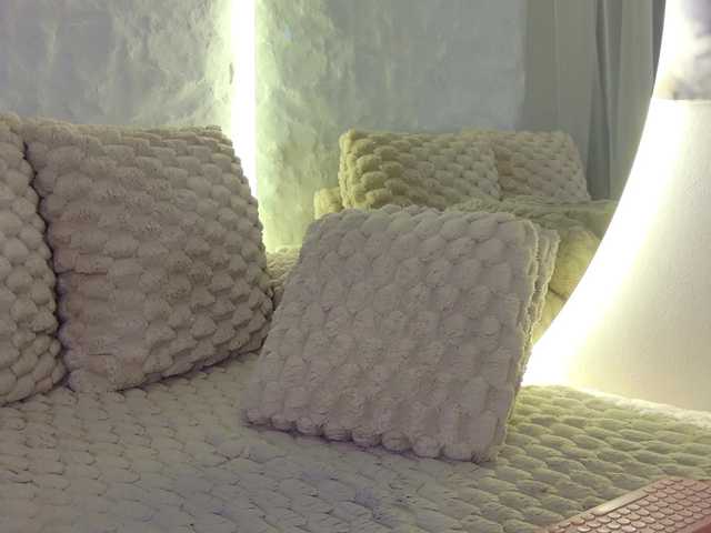 Moniqque