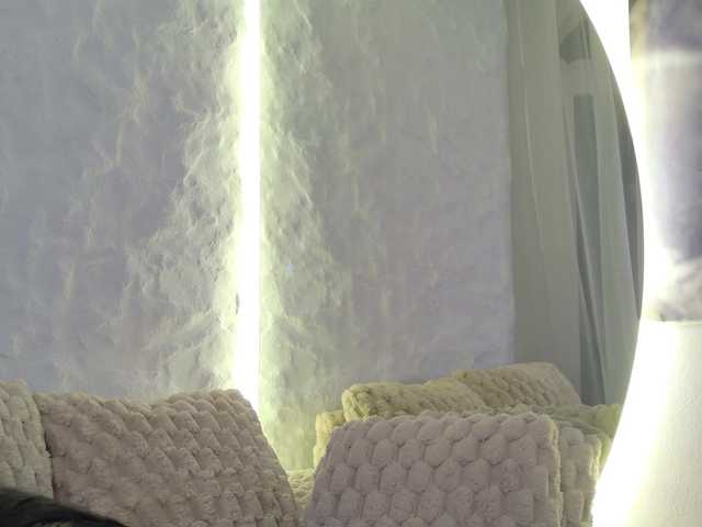 Moniqque live cam on BongaCams