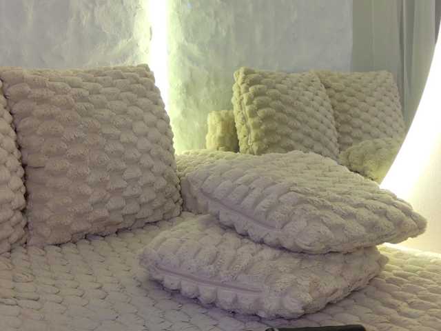 Moniqque, en vivo ahora en BongaCams