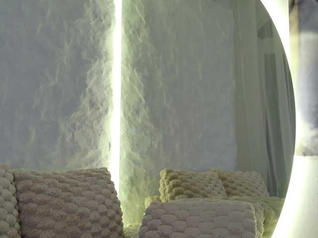 Moniqque