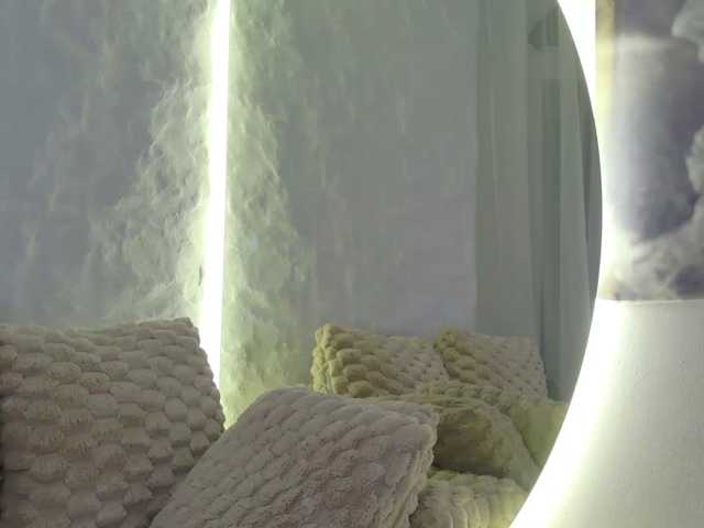 Moniqque