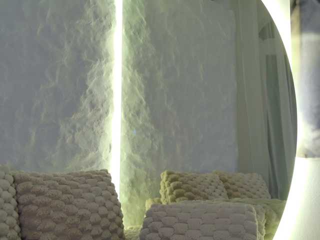 Moniqque