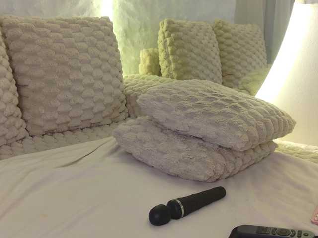 Moniqque live cam on BongaCams