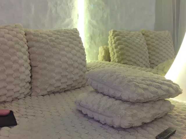Moniqque live cam on BongaCams