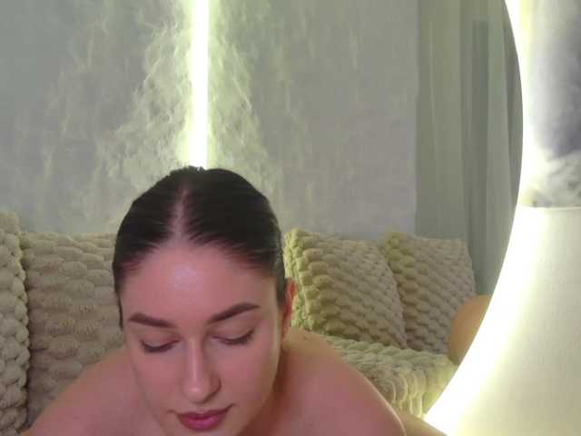Moniqque live cam on BongaCams