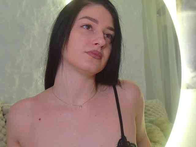 Moniqque