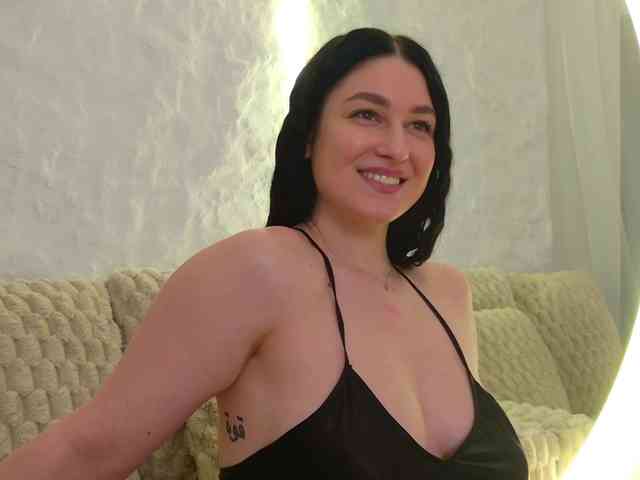 Moniqque Moniqque