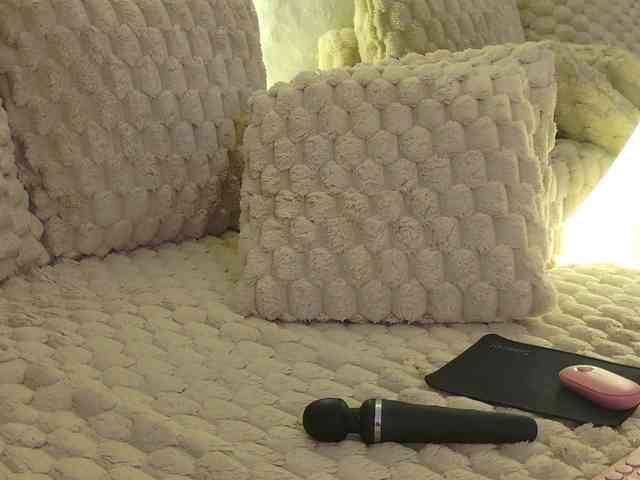 Moniqque webcam