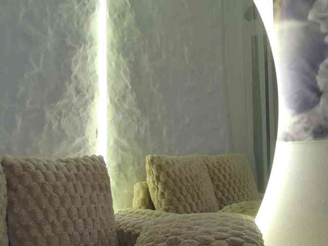 Moniqque webcam