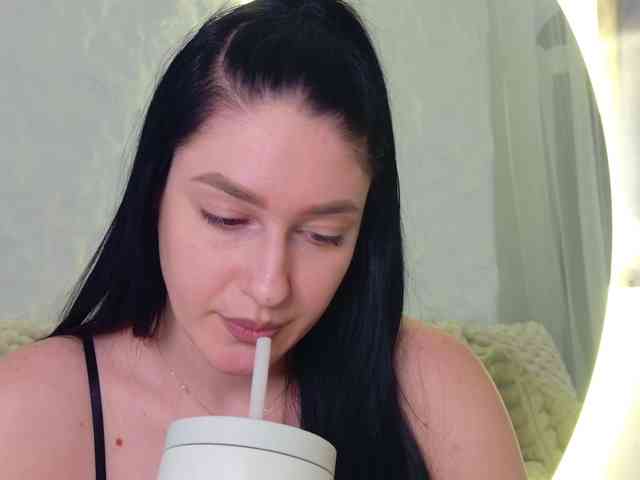 Moniqque