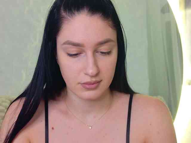 Moniqque