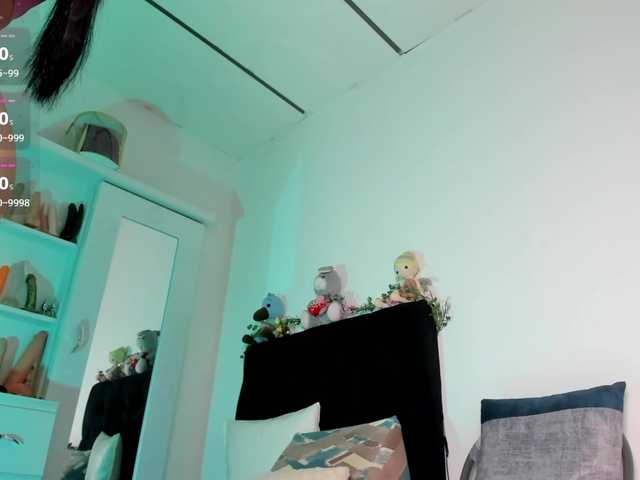 lisvandre live cam on BongaCams