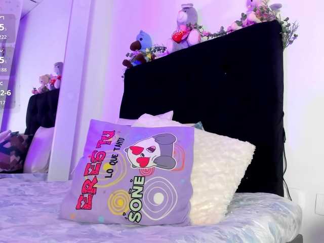 lisvandre live cam on BongaCams