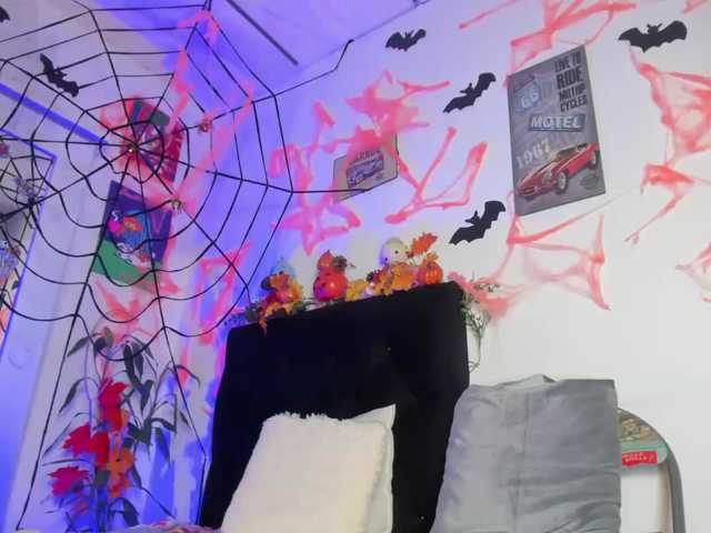 lisvandre live cam on BongaCams