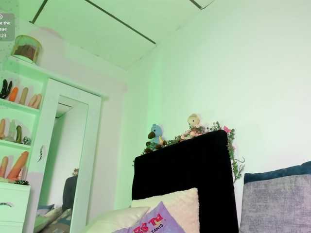 lisvandre live cam on BongaCams