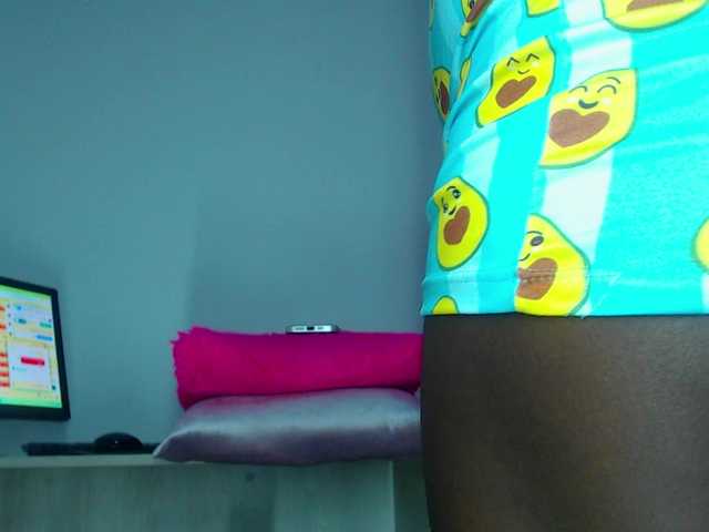 milytylor live cam on BongaCams