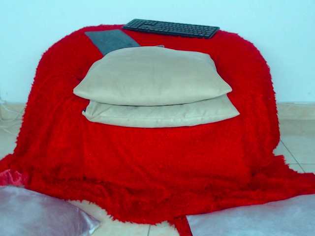 milytylor's BongaCams show and profile