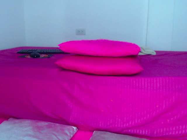 milytylor live cam on BongaCams