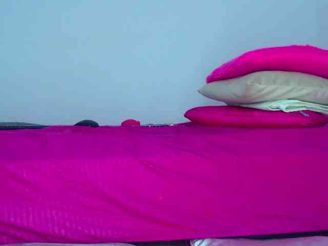 milytylor webcam