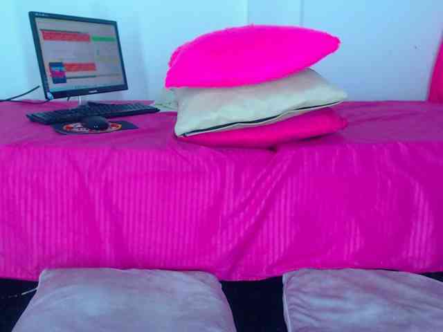 milytylor webcam