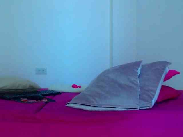 milytylor webcam
