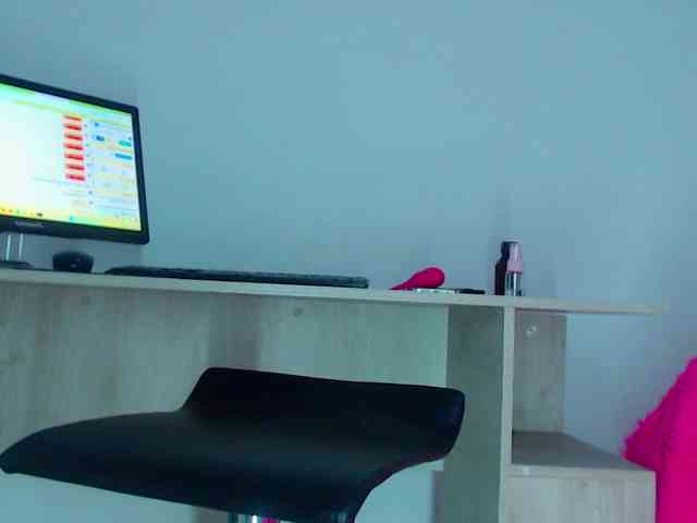 milytylor webcam