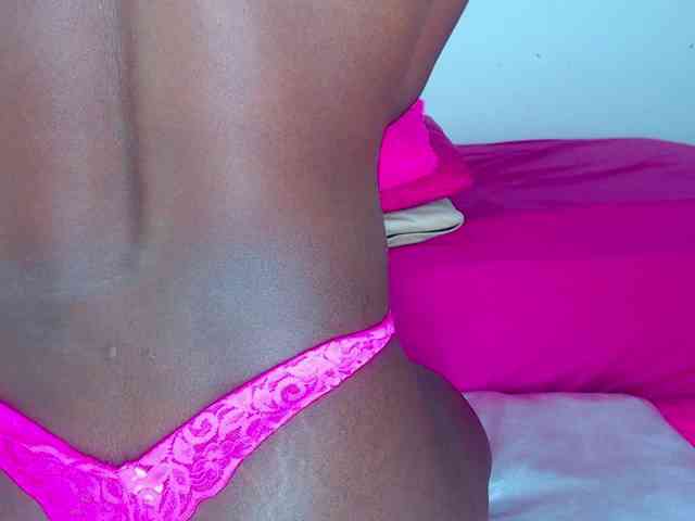 milytylor webcam