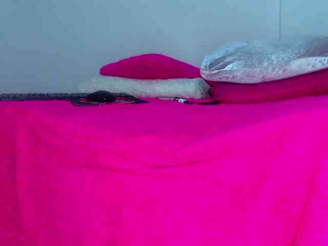 milytylor webcam