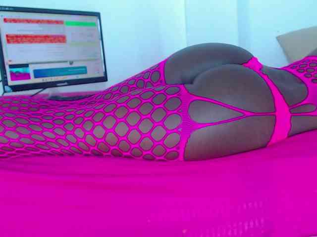 milytylor webcam