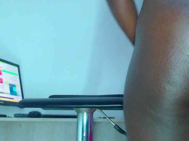 milytylor webcam