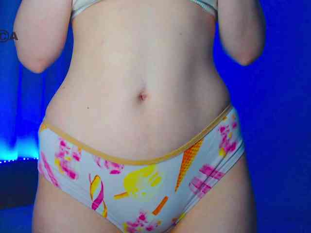 Emelicristal webcam