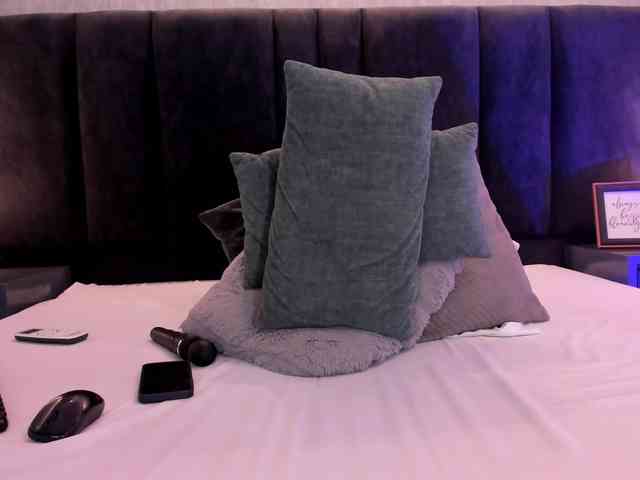 Freyaa25 webcam