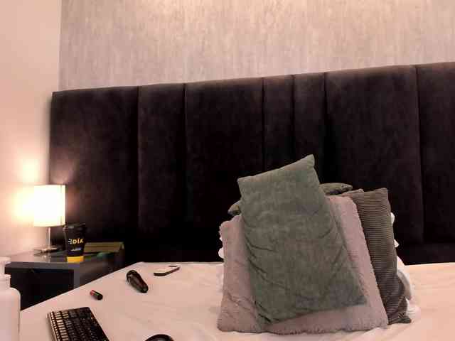 Freyaa25 webcam