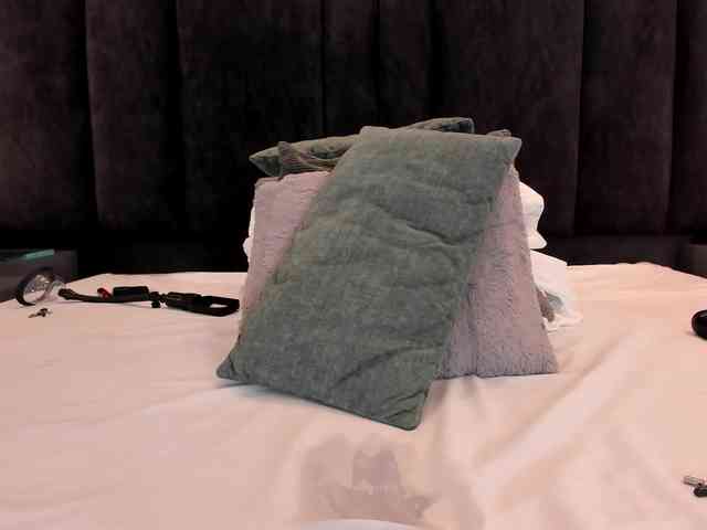 Freyaa25 webcam