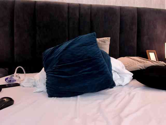 Freyaa25 webcam