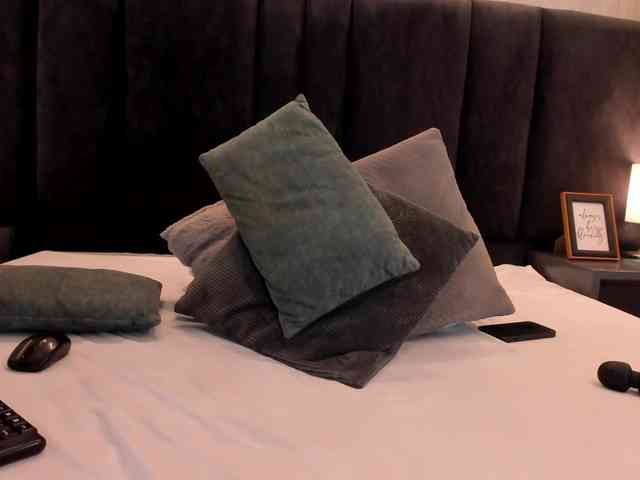 Freyaa25 webcam